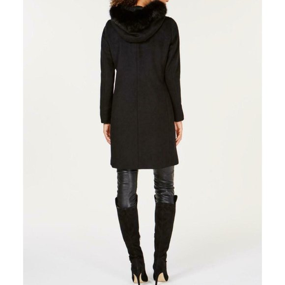 Forecaster Fox-Fur-Trim Hooded Walker: Fits like Medium (size 8 or 10) - Picture 2 of 3